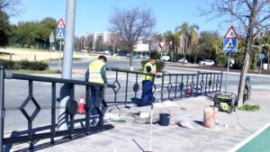 Instalación de vallado barrio bermejales Sevilla